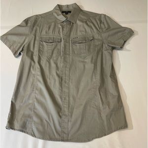 Marc Ecko, Men’s shirt , size large, gray, good condition, preowned